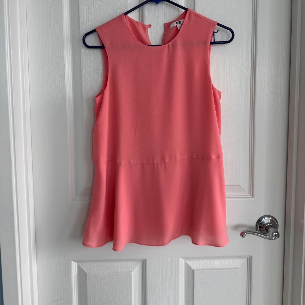 uniqlo : sleeveless blouse :  S